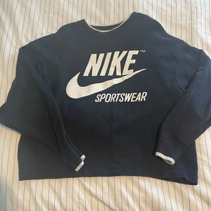 Nike Cropped Crewneck